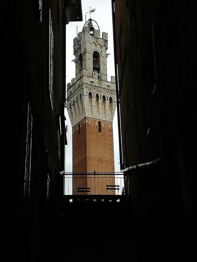 Alloggio Ristrutturato A 50 Metri Da Piazza Del Campo Siena Kültér fotó
